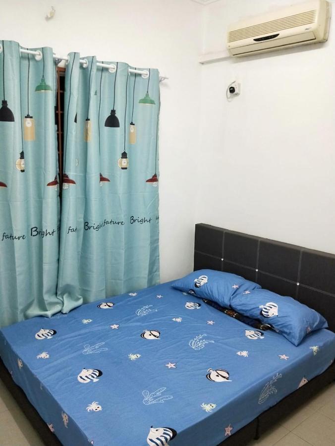 12 To 16 Guests - Happy Taman Bukit Kempas Johor Bahru